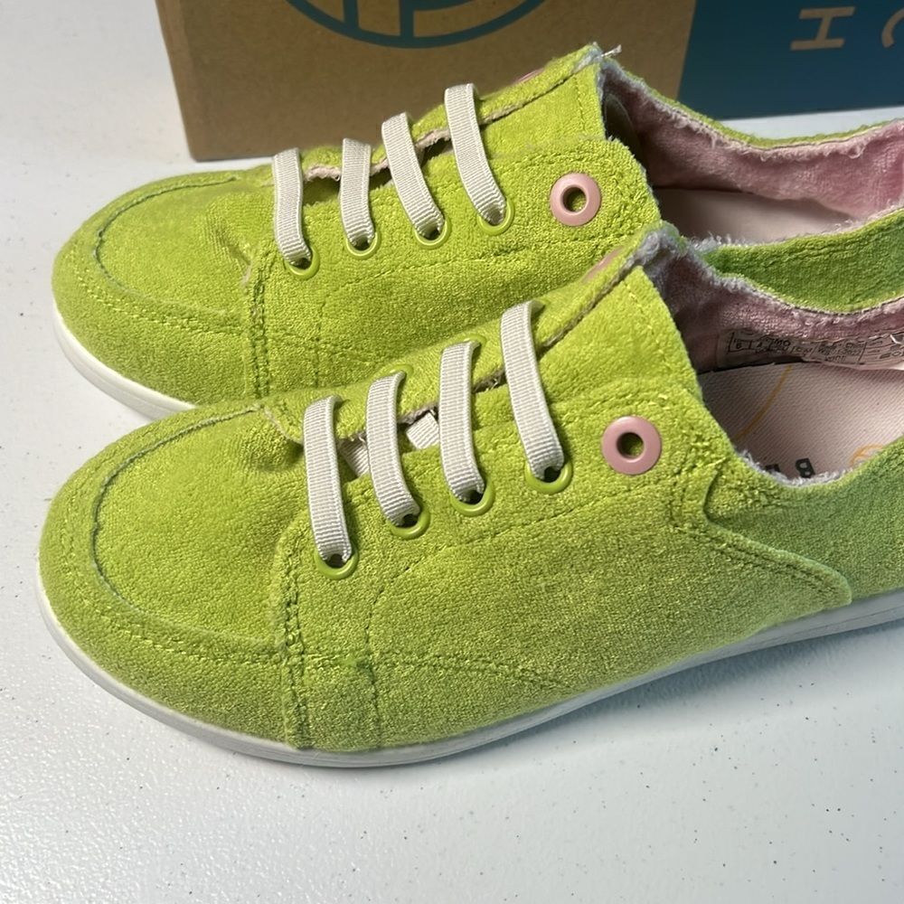 Vionic Pismo Sneaker Shoes - Picture 6 of 8